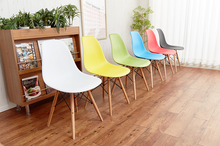 長く愛され続けているイームズチェア