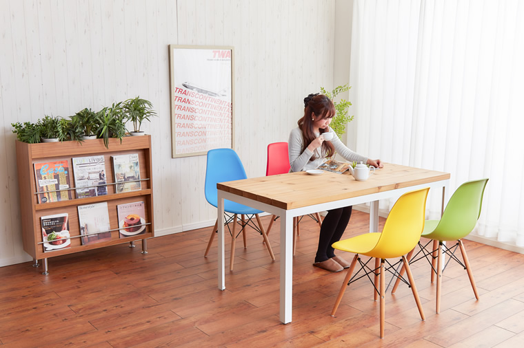 名作！イームズチェアを使ったコーディネートをご紹介♪