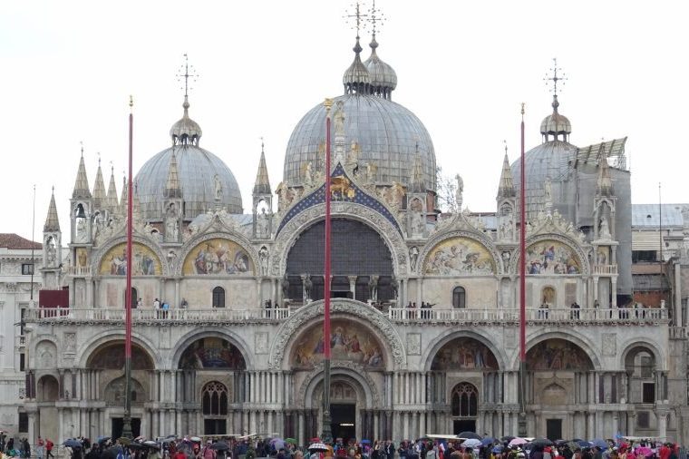 西洋インテリアの歴史〜中世編〜