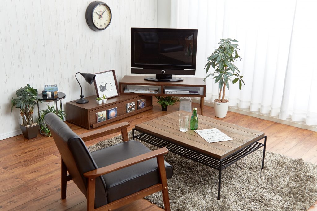 生活スタイルにあったコーナー型のテレビボードの画像