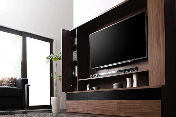 収納抜群のテレビボードをご紹介