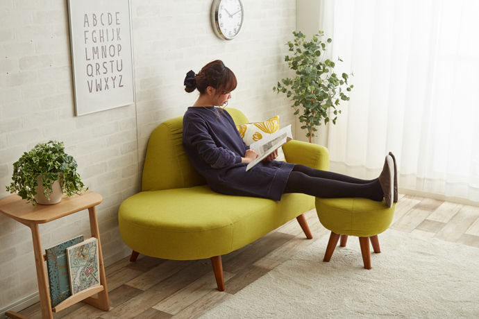 ソファーの足置き「オットマン」の魅力の画像