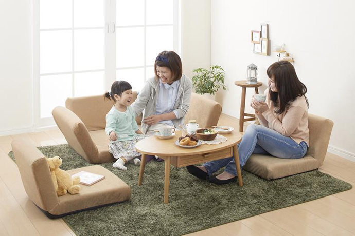 ローソファーのメリットとはの画像