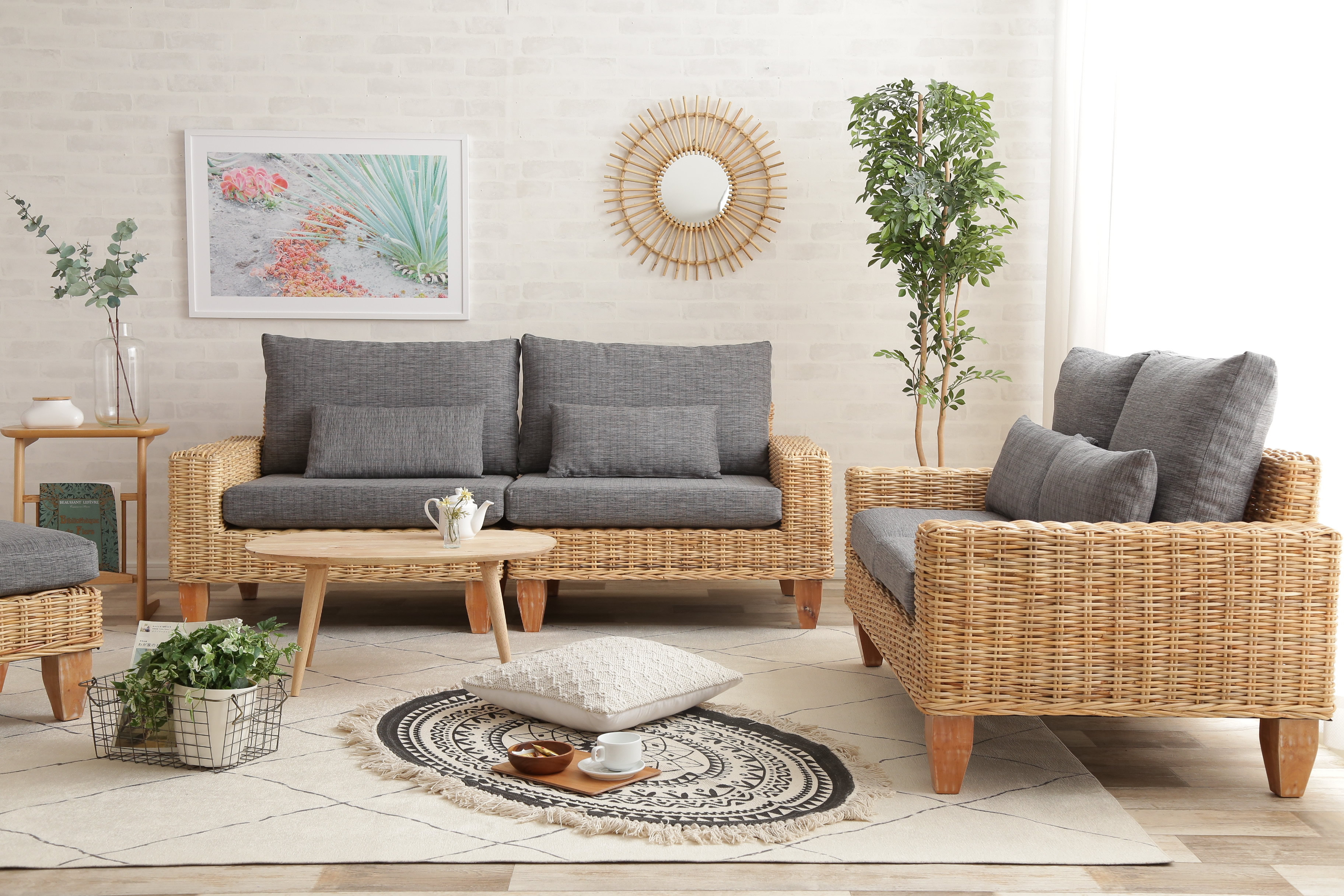 暑い夏も涼しく過ごせるラタン家具のご紹介♪