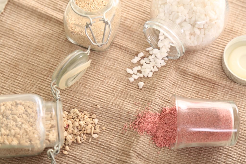 初心者でも簡単たのしい！ハーバリウムの作り方♪の画像