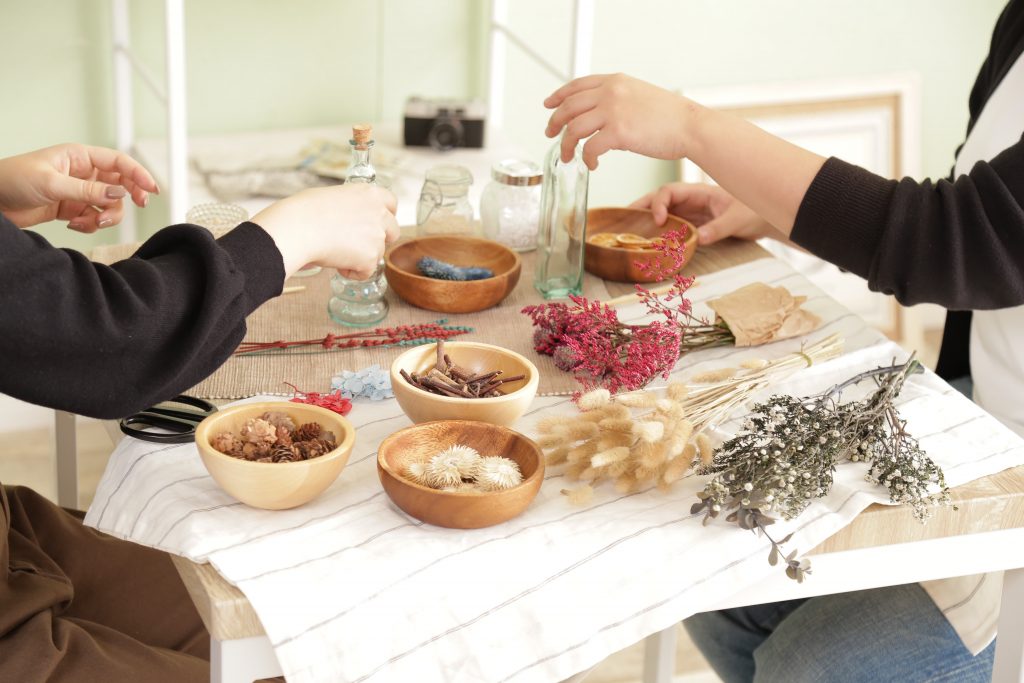 初心者でも簡単たのしい！ハーバリウムの作り方♪の画像