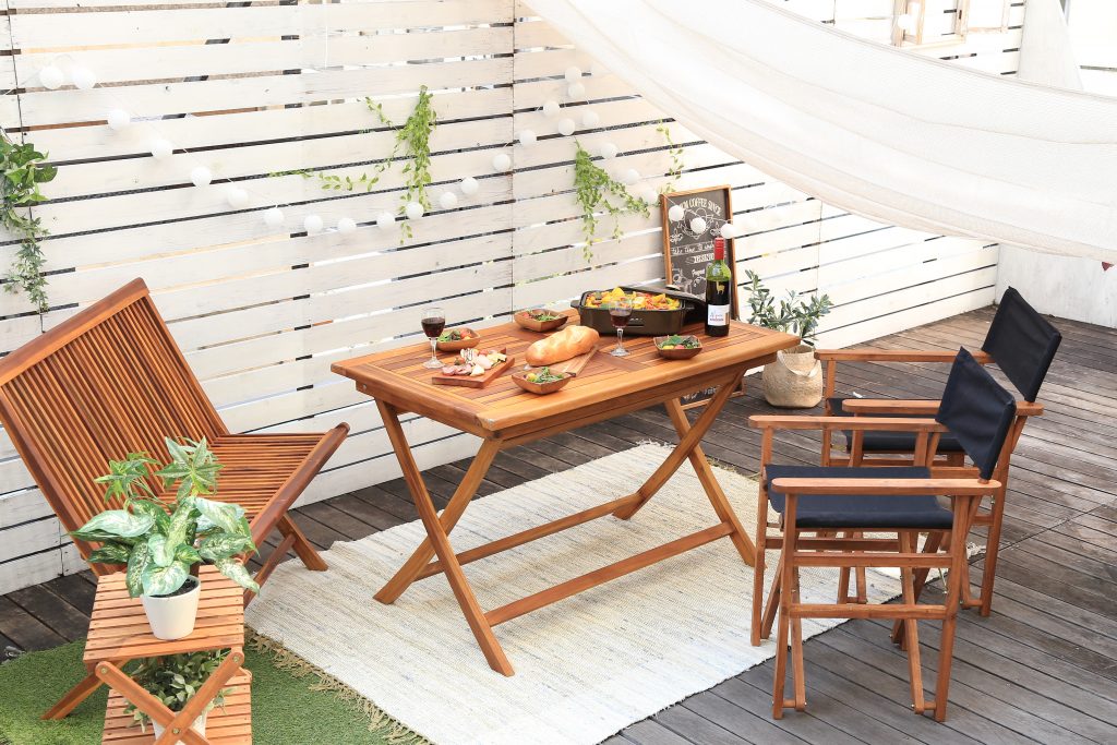 おしゃれなガーデン家具でベランピングを楽しもう♪の画像