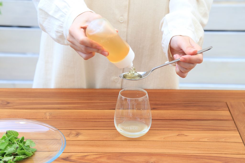 ピクニックのお供に！スカッと美味しいレモンスカッシュの作り方♪の画像