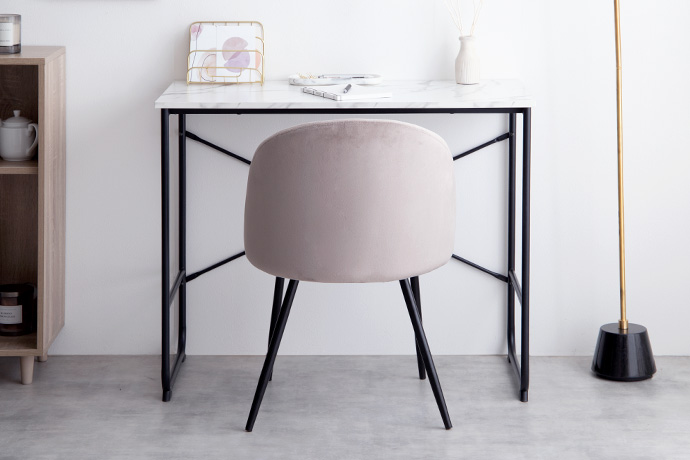 【新商品】新生活へ向けて新たにデスクを模様替えの画像